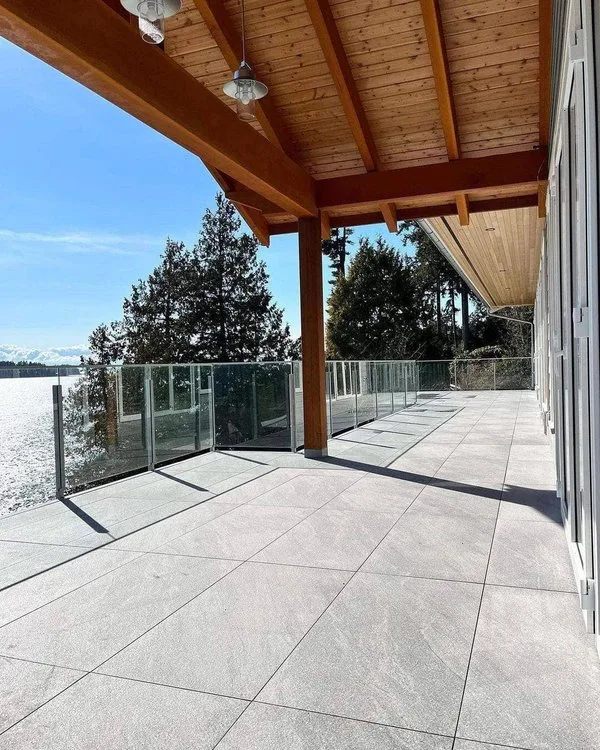 Raised timber deck on Vitaro B Series pedestals, Canada